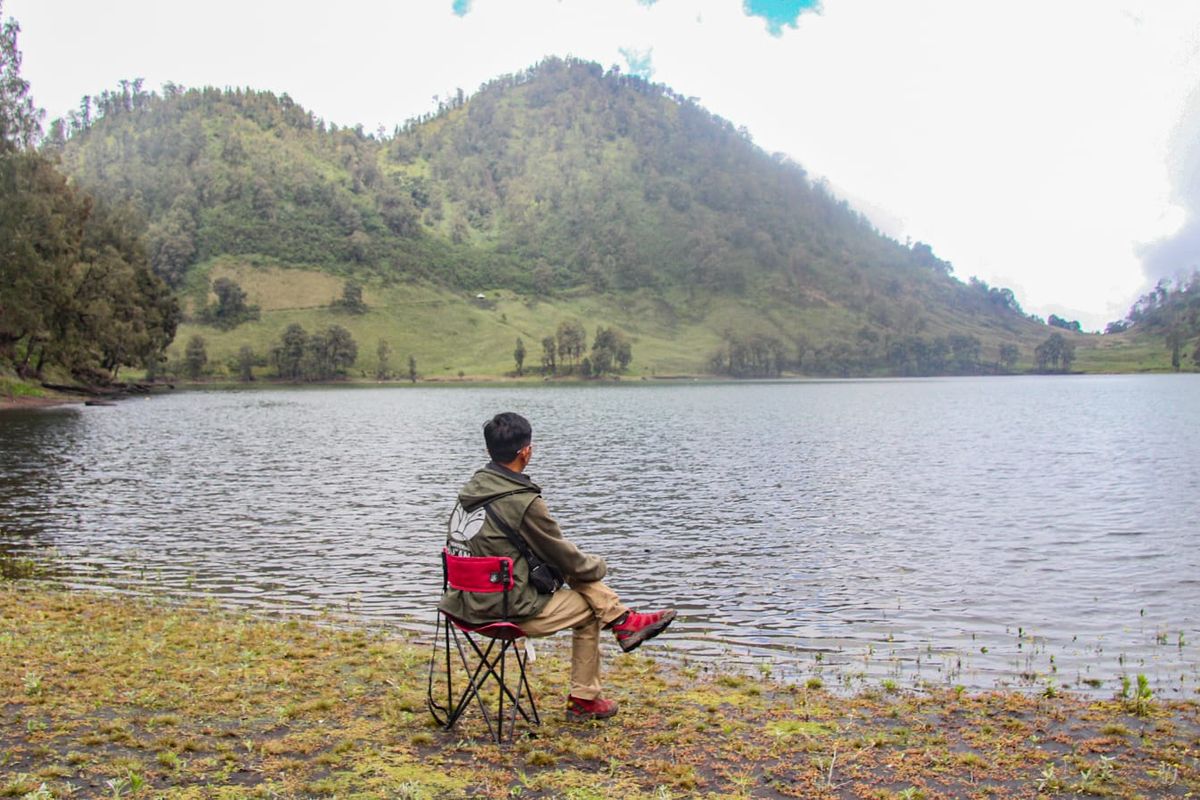 Pendakian Gunung Semeru Telah Penuh hingga Minggu Malam, Ini Destinasi Alternatifnya